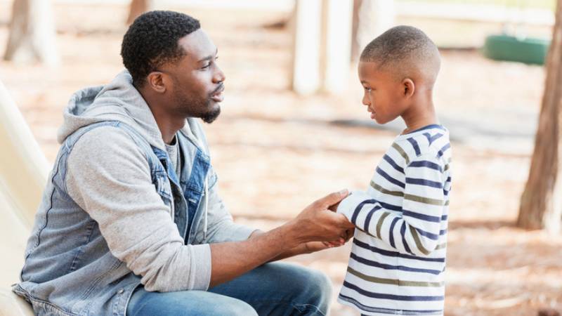 Accompagner un enfant qui vit un deuil par suicide